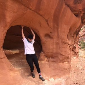 Meet your Posher, Cassandra